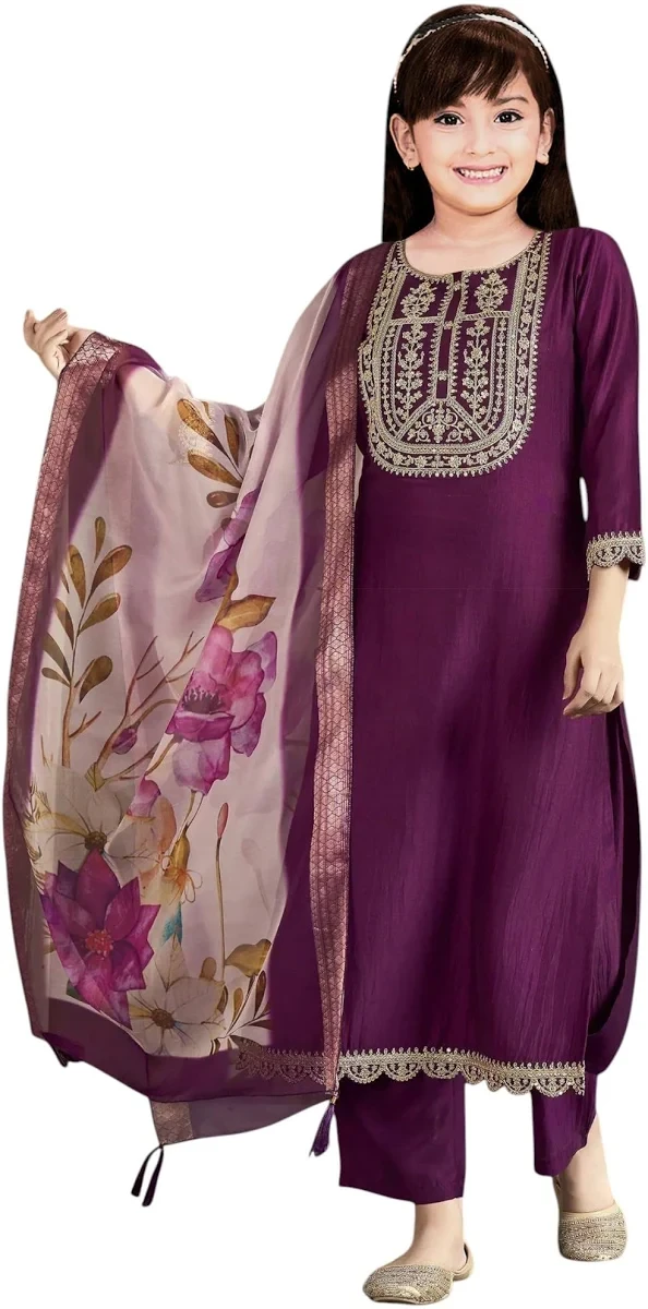 Girls Salwar Kameez